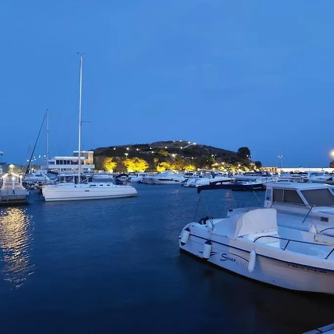 Appartamento Maritime Promenade, Facing The Port Llança Spagna